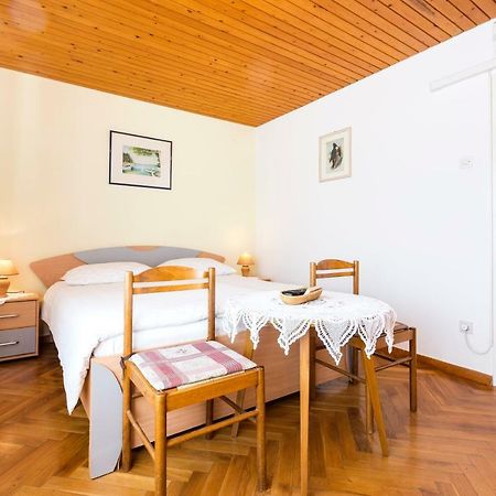 Apartment Marija Mali Losinj Ngoại thất bức ảnh