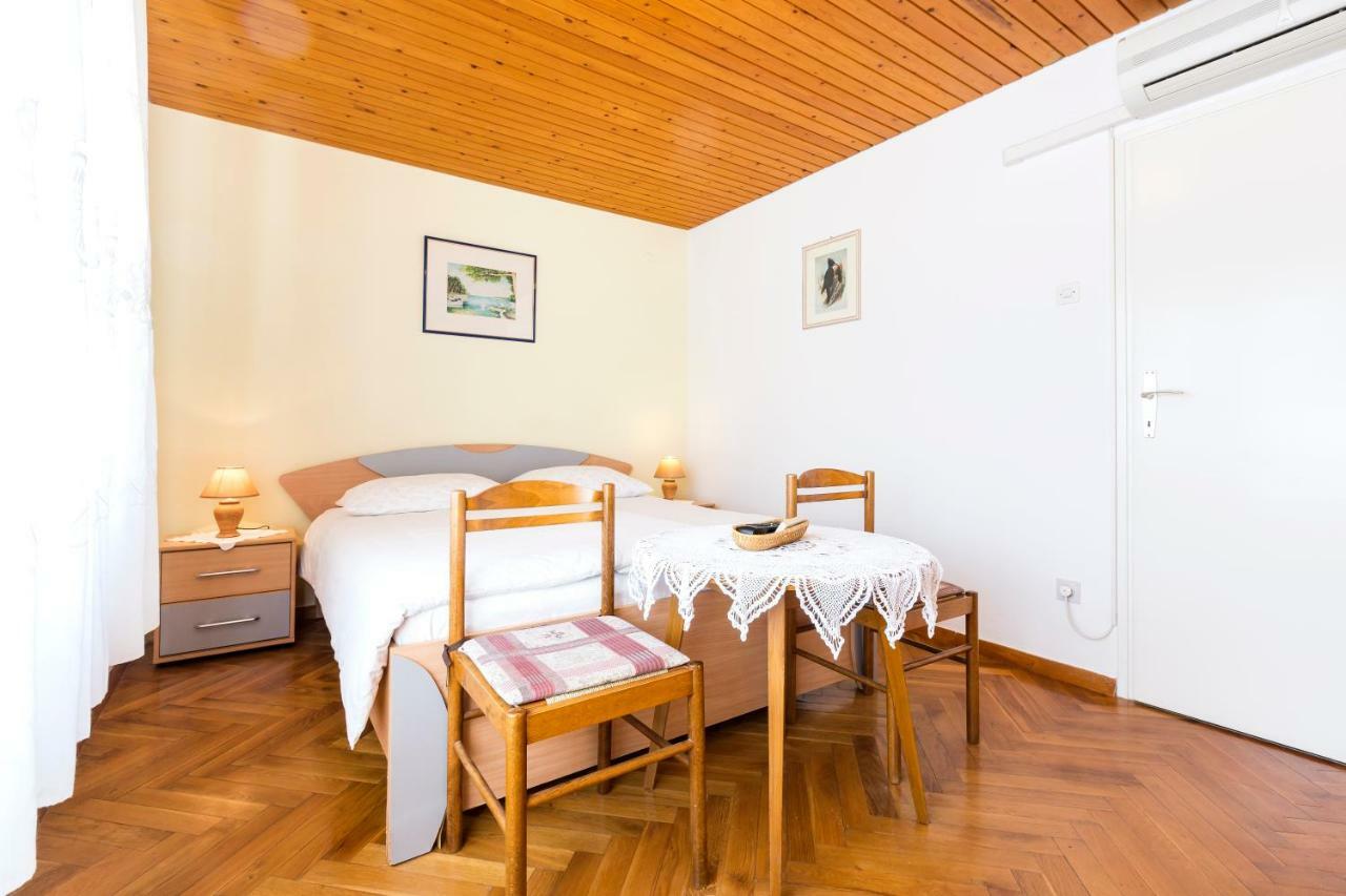 Apartment Marija Mali Losinj Ngoại thất bức ảnh
