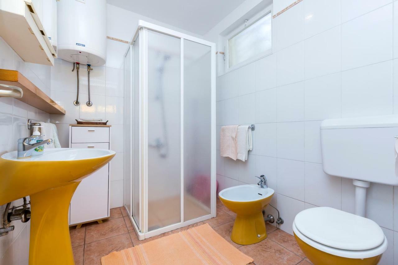 Apartment Marija Mali Losinj Ngoại thất bức ảnh
