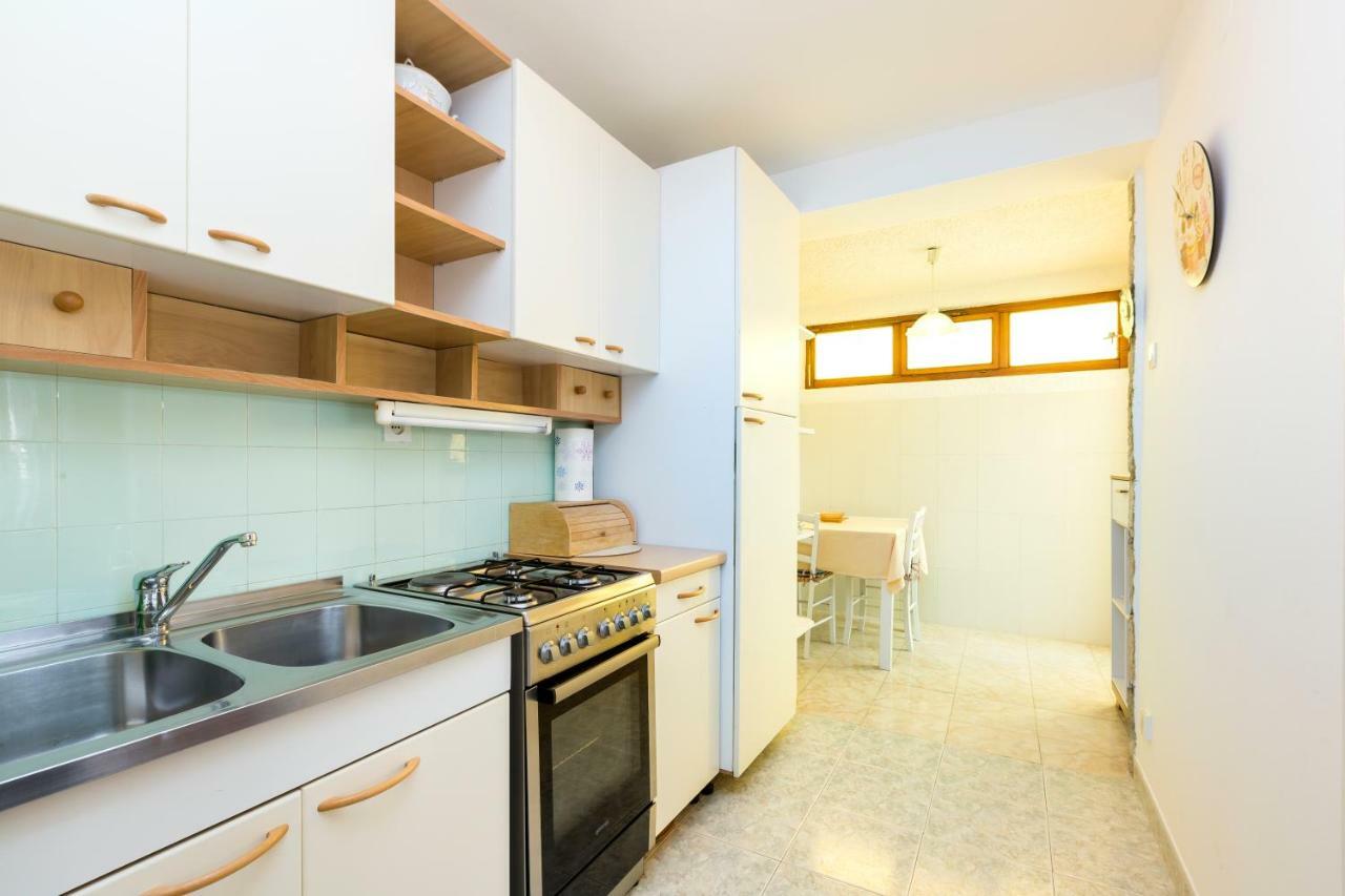 Apartment Marija Mali Losinj Ngoại thất bức ảnh