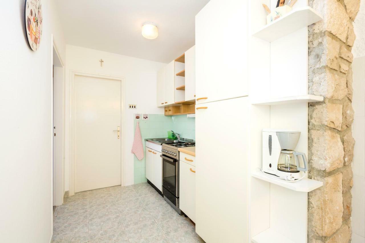 Apartment Marija Mali Losinj Ngoại thất bức ảnh